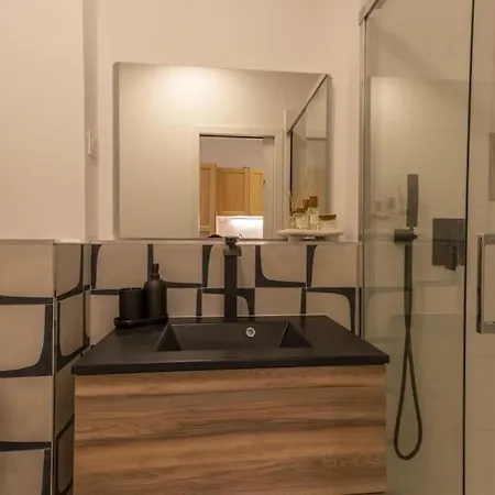 New 1 Bedroom - Jardin Des Plantes-gobelins- 5ème * Parigi